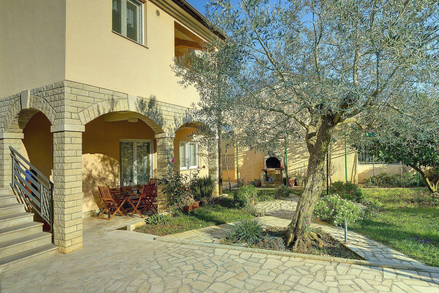 פולה Apartment Ljuba מראה חיצוני תמונה