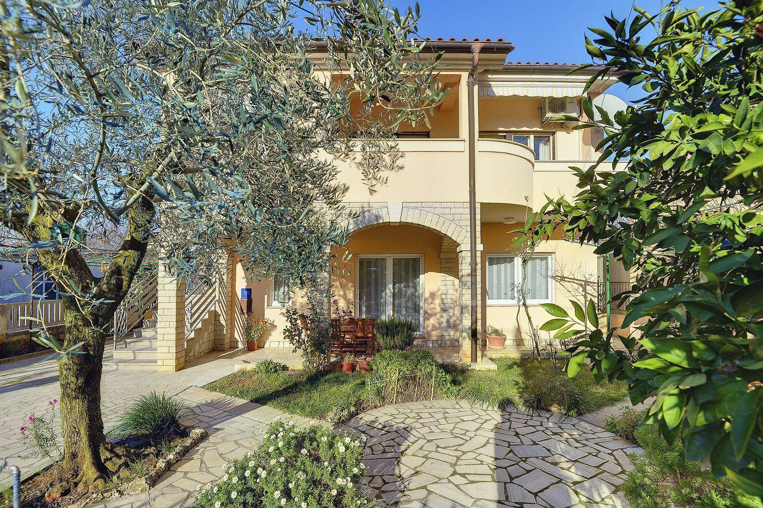 פולה Apartment Ljuba מראה חיצוני תמונה